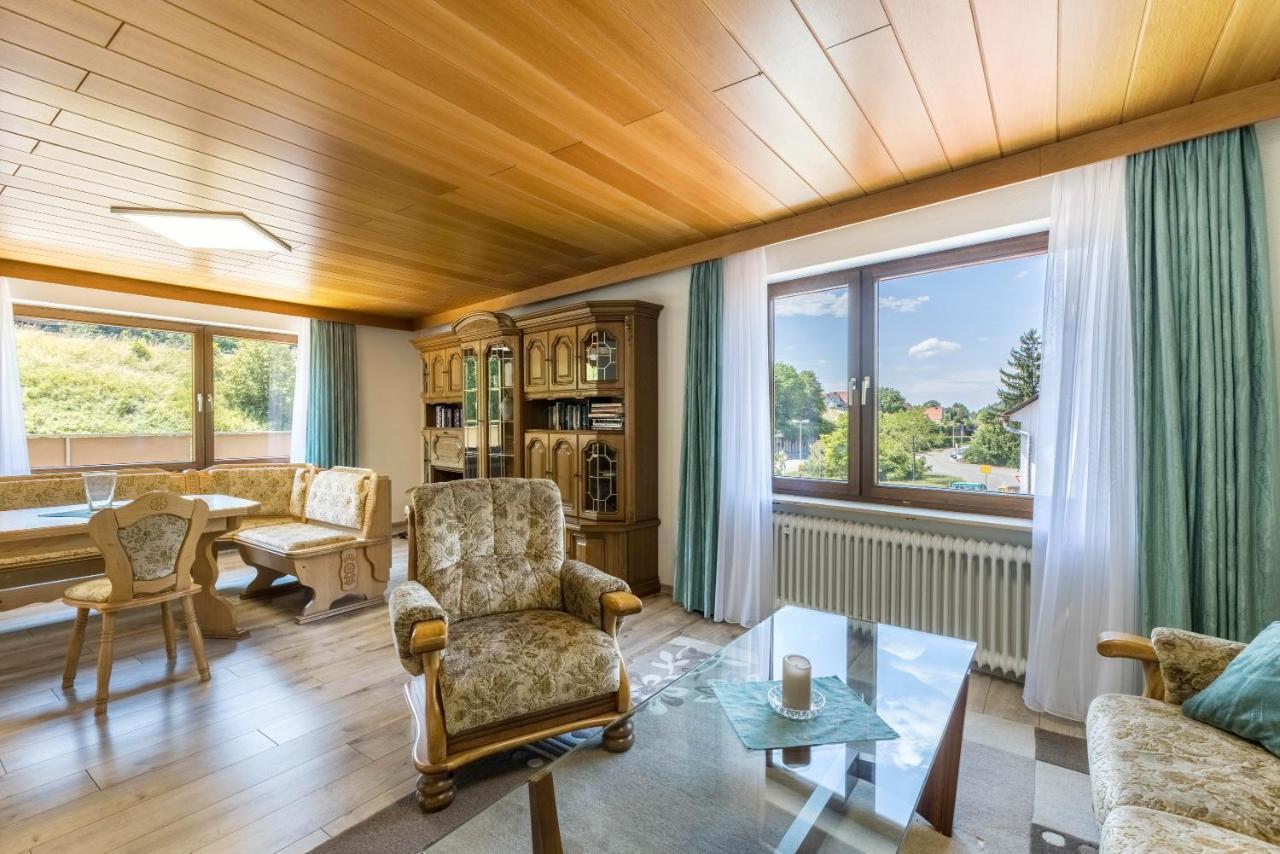 B463 Penthouse Apartment Albstadt Bagian luar foto