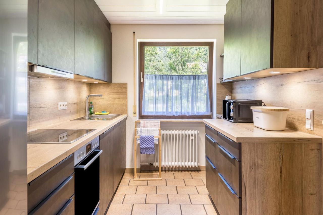 B463 Penthouse Apartment Albstadt Bagian luar foto