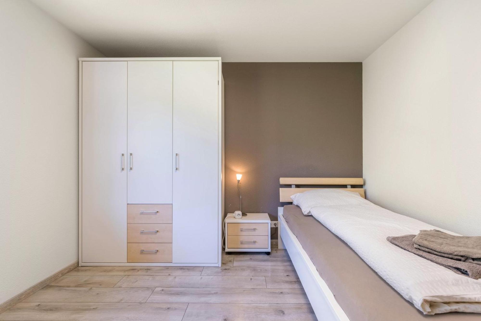 B463 Penthouse Apartment Albstadt Bagian luar foto