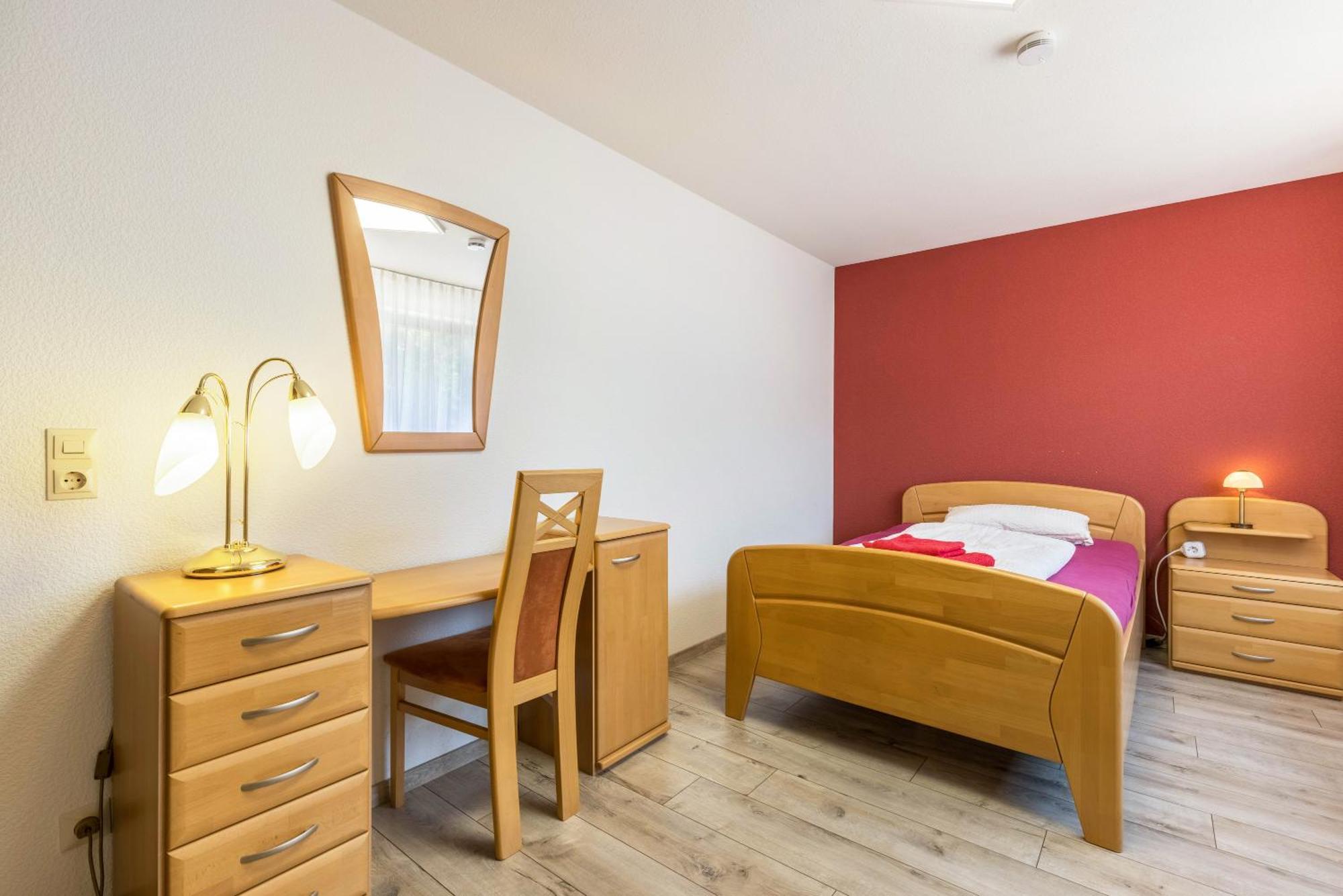 B463 Penthouse Apartment Albstadt Bagian luar foto