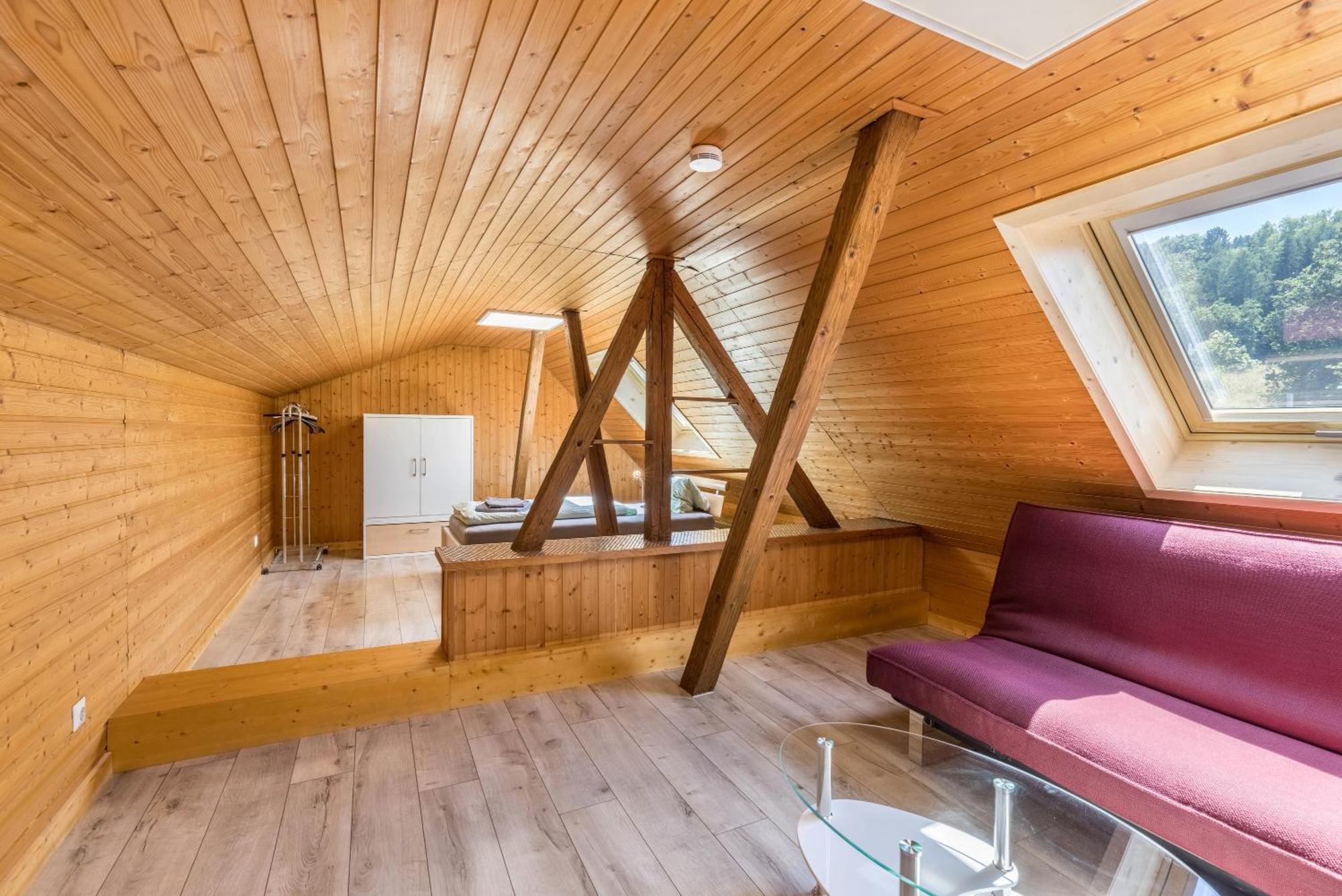 B463 Penthouse Apartment Albstadt Bagian luar foto