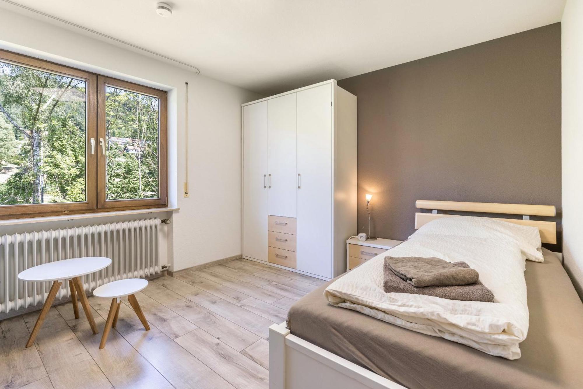 B463 Penthouse Apartment Albstadt Bagian luar foto